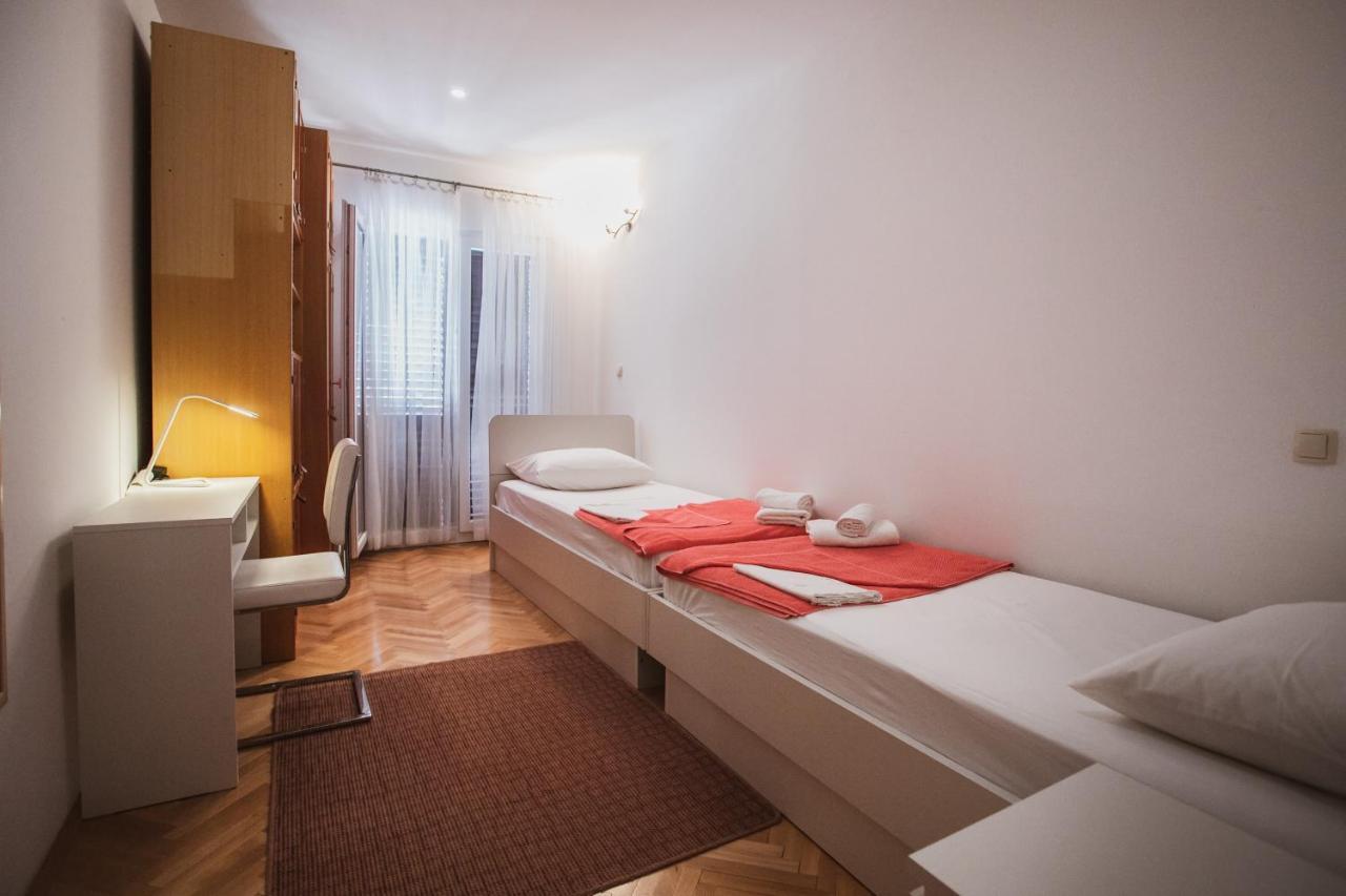 Comfort Sea View Apartment Dugi Rat Luaran gambar